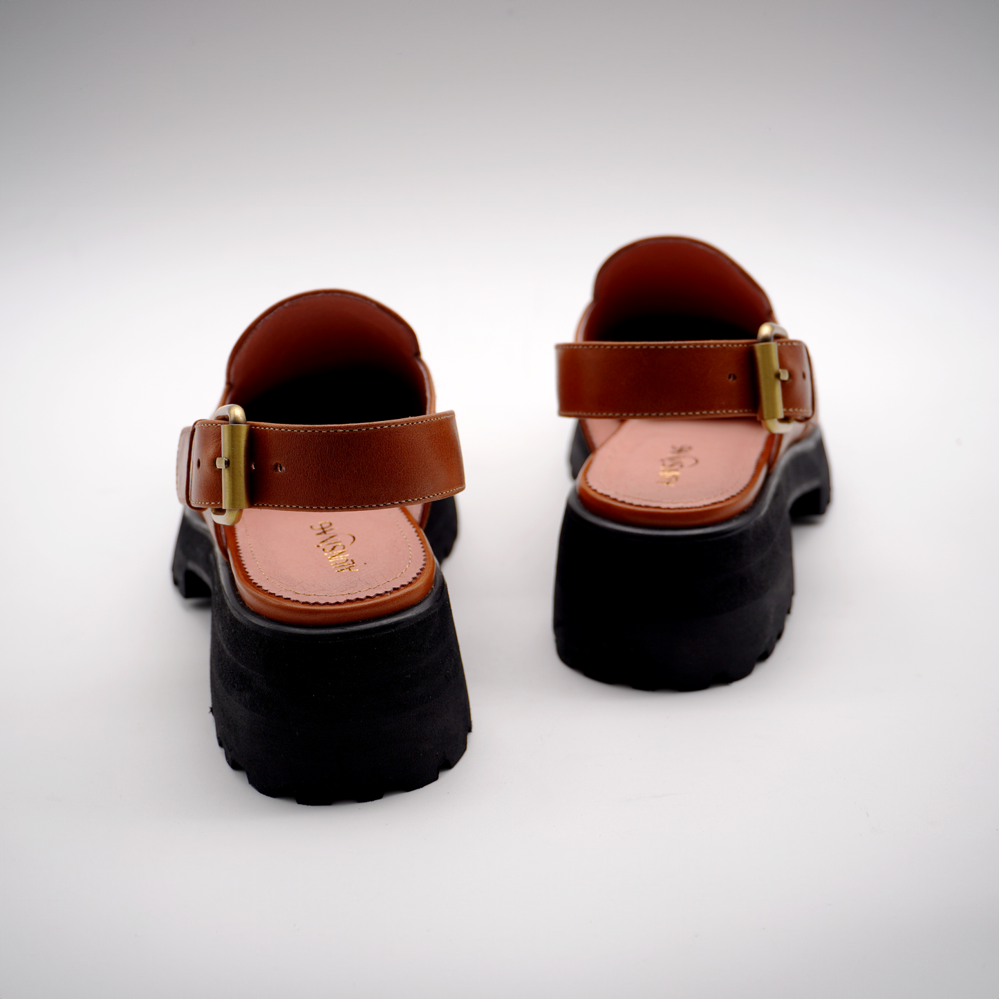 Pya Mules (Tan)